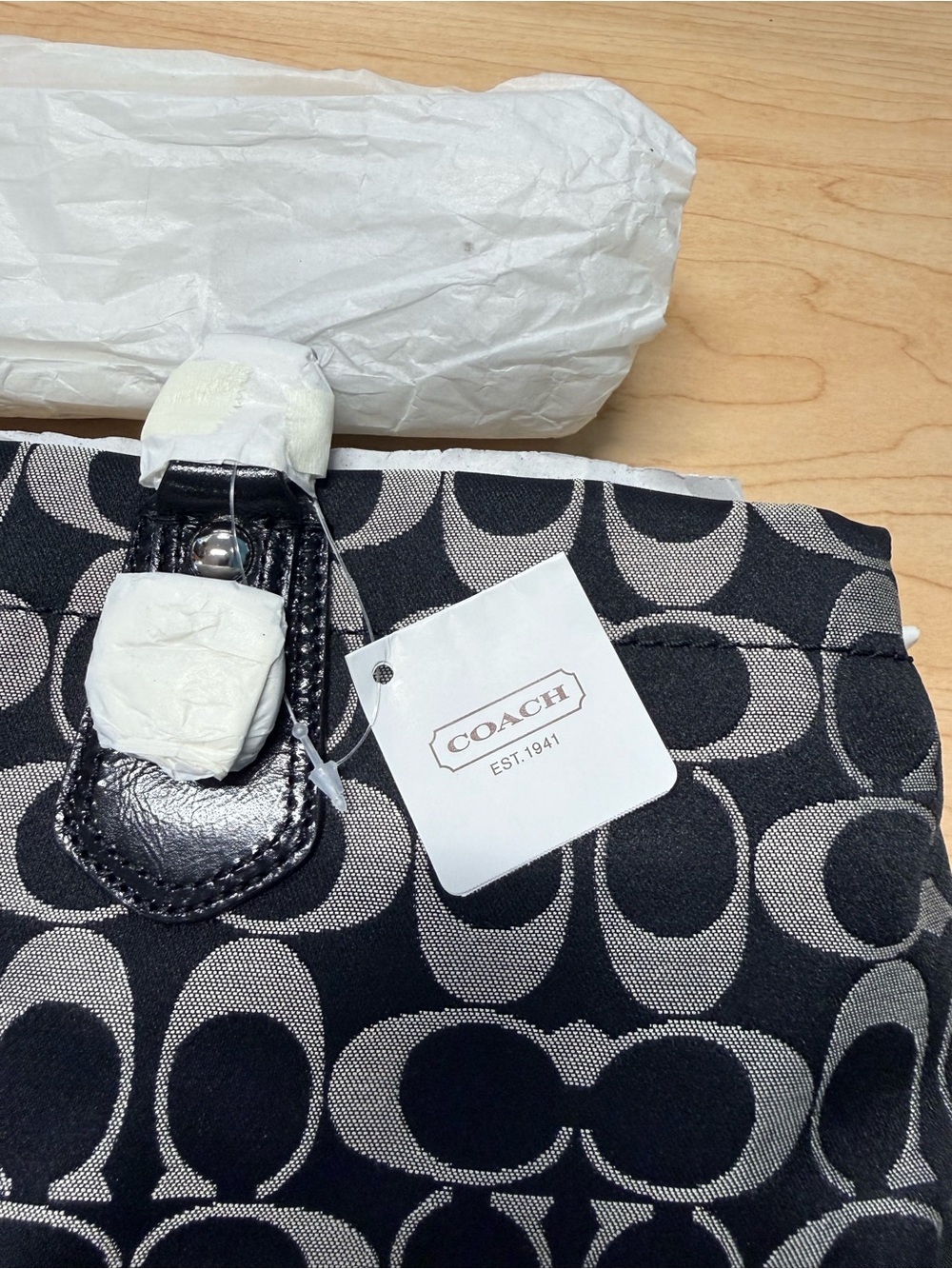 Coach carryall bag with coach stamp pattern. NWT. - Picture 5 of 9